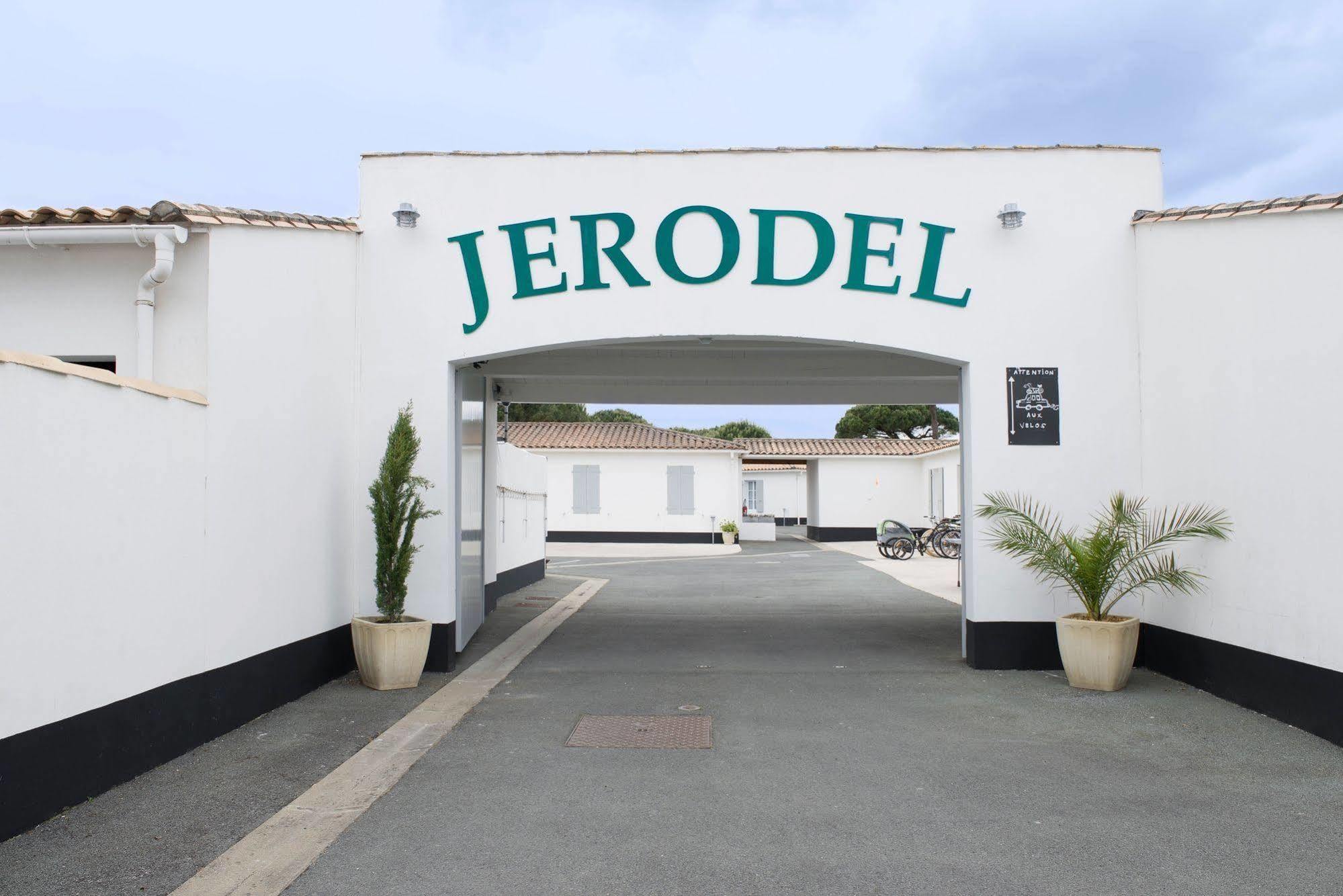 Hotel Jerodel Le Bois-Plage-en-Re Exterior photo