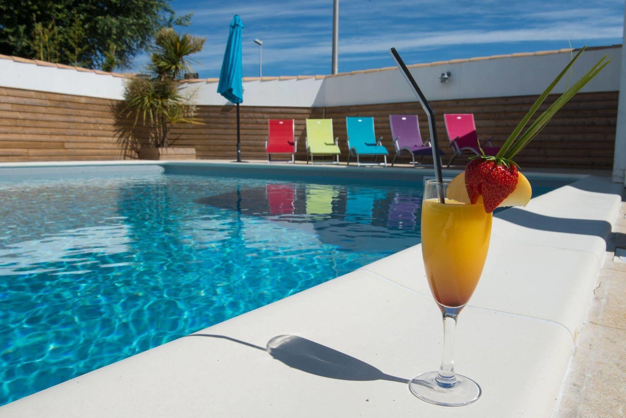 Hotel Jerodel Le Bois-Plage-en-Re Exterior photo